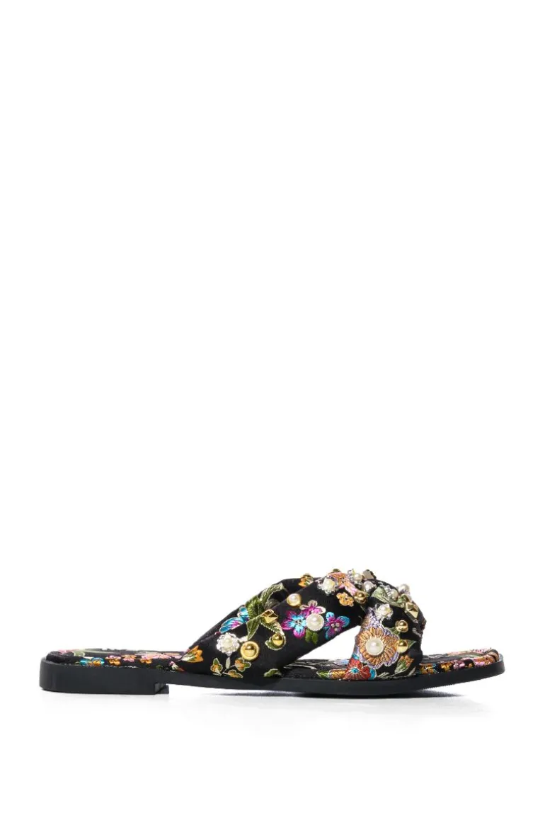 Ramsey- Flat Sandal